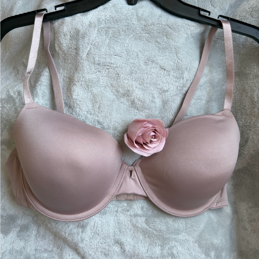 Maidenform Blush Bra with Rose Detail